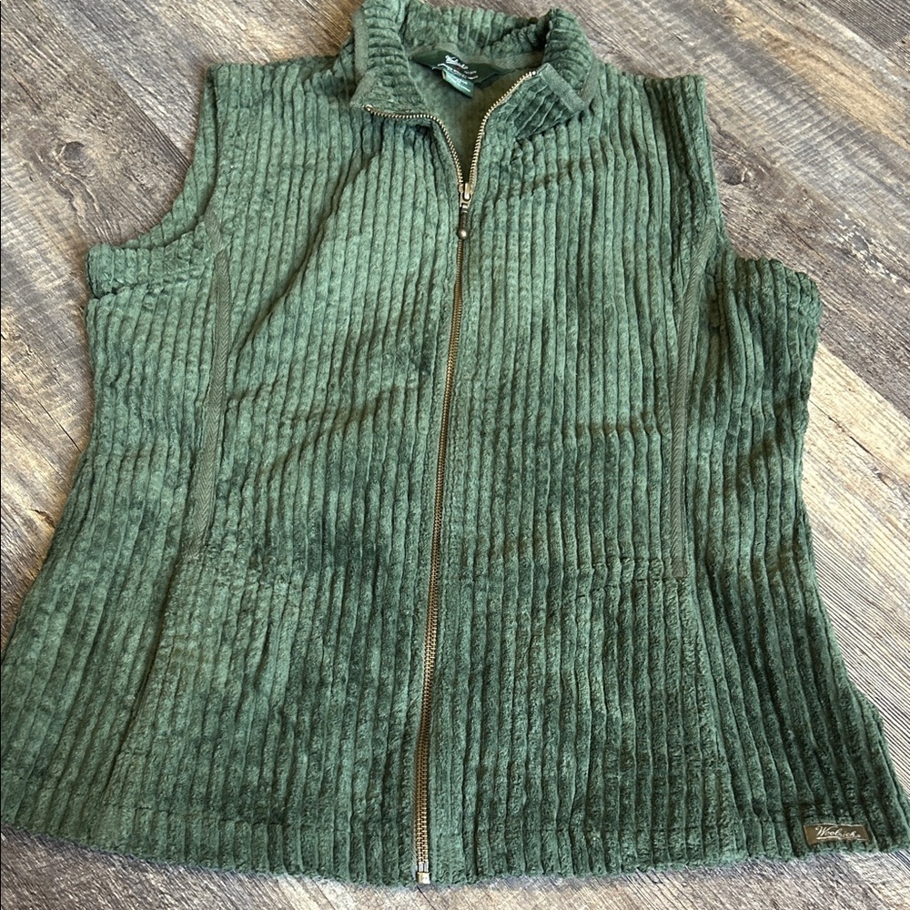 Vintage Woolrich Green Corduroy Zip-Up Vest M